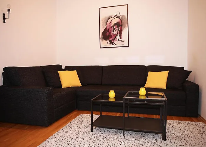 Cozy Apartment In The Middle Of Bratislava
