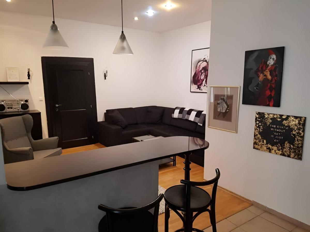 Apartment Cozy In The Middle Of