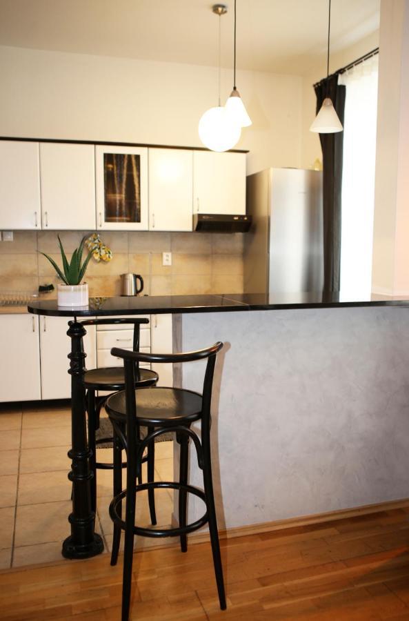 Cozy In The Middle Of Apartment Bratislava
