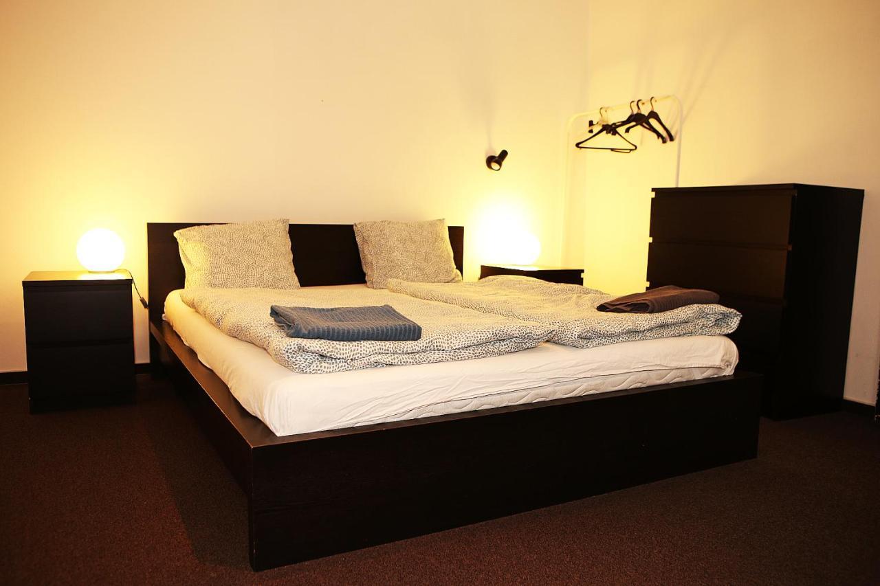 Cozy In The Middle Of